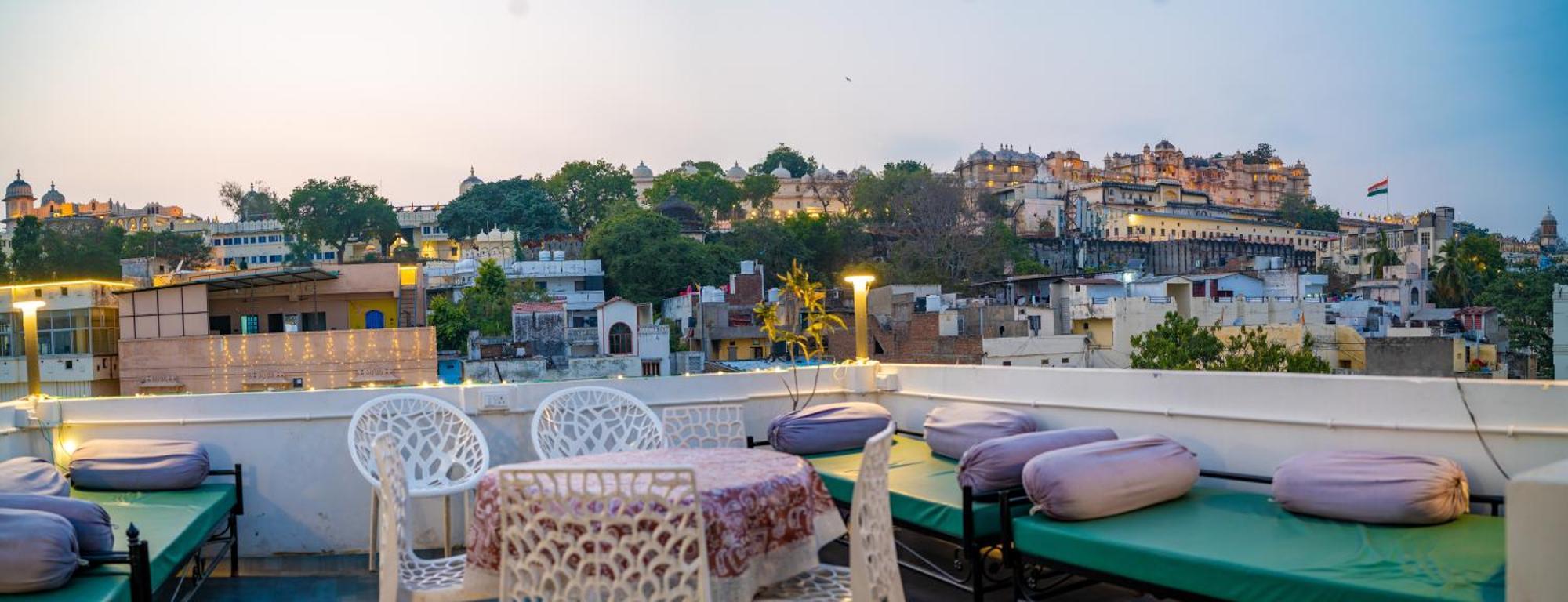 Footprint Hostel Udaipur Extérieur photo